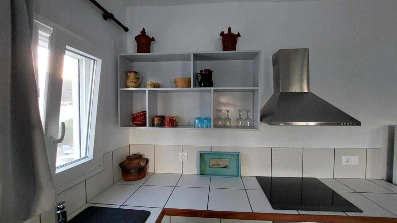 Styfilia Beachfront Apartments Platis Gialos  Экстерьер фото