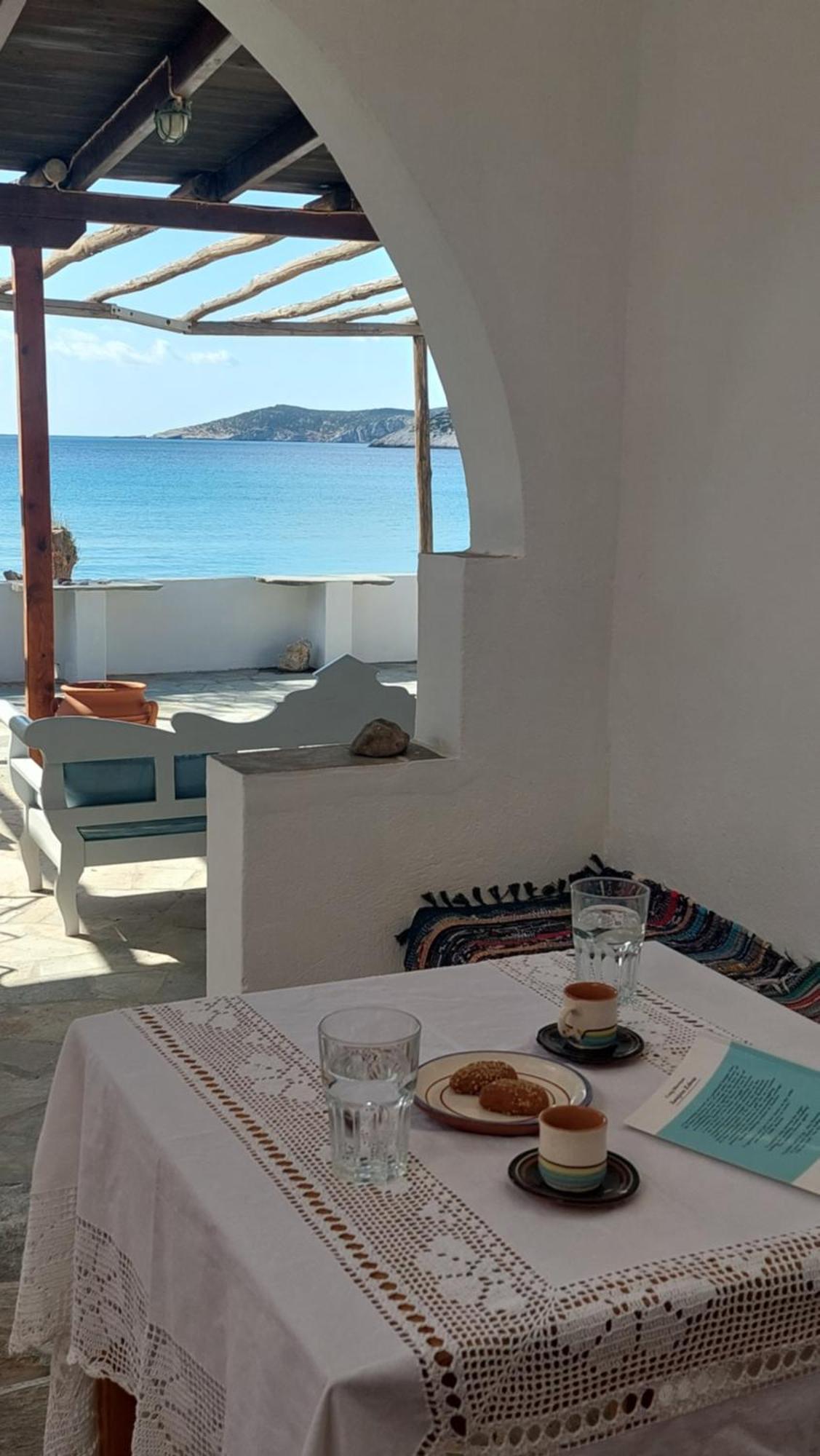 Styfilia Beachfront Apartments Platis Gialos  Экстерьер фото