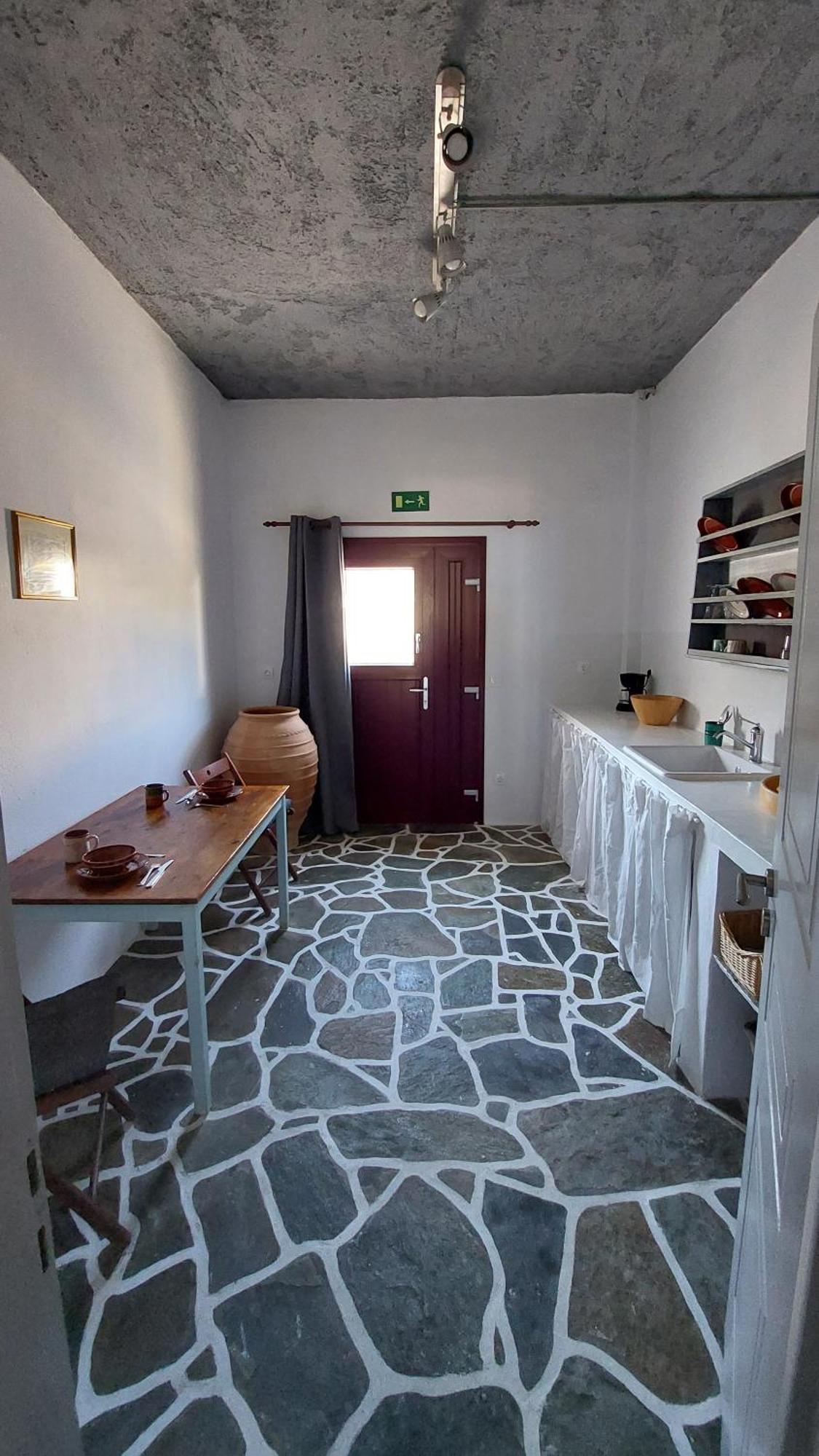 Styfilia Beachfront Apartments Platis Gialos  Экстерьер фото
